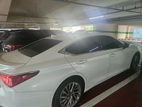 Lexus ES Executive — пробег 9 000 км — фото 5 из 5
