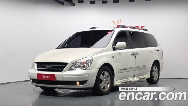 Kia Carnival LIMITED Limousine 9-seater — пробег 273 340 км — фото 1 из 5