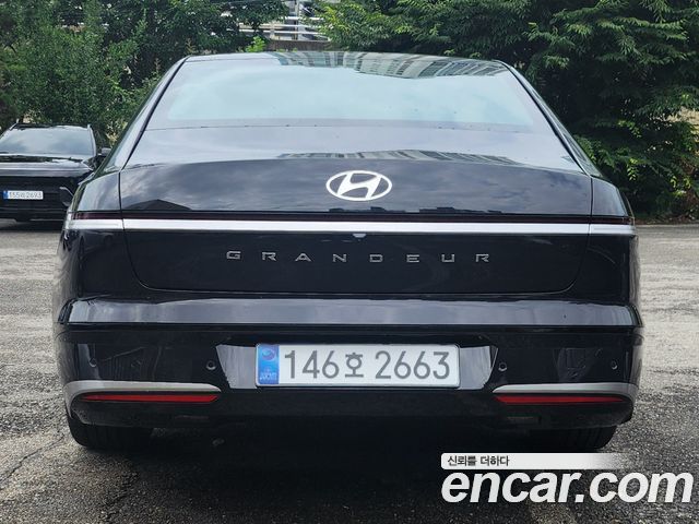 Hyundai Grandeur 2.5 Gasoline  2WD Caligraphy — пробег 356 км — фото 4 из 5