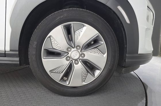 Hyundai Kona Premium — пробег 135 466 км — фото 5 из 5