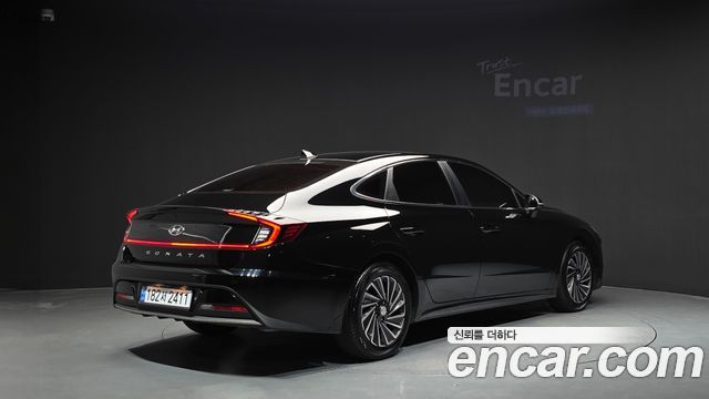 Hyundai Sonata Premium Plus — пробег 123 658 км — фото 2 из 5