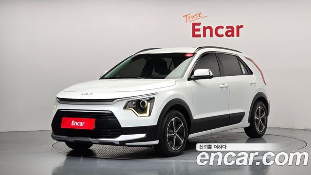 Kia Niro Trendy — пробег 158 430 км — фото 1 из 5