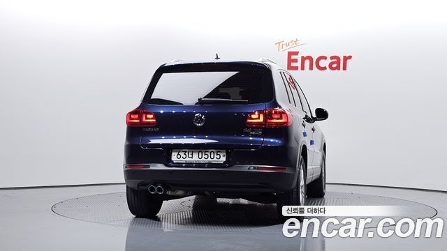 Volkswagen Tiguan 2.0 TDI Comfort 5N — пробег 159 067 км — фото 4 из 5