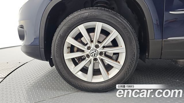 Volkswagen Tiguan 2.0 TDI Comfort 5N — пробег 159 067 км — фото 5 из 5