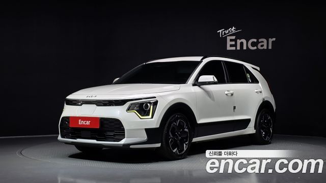 Kia Niro Air — пробег 158 608 км — фото 1 из 5