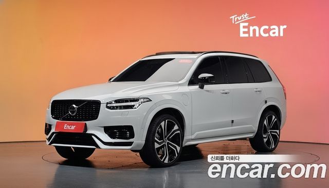 Volvo XC90 T8 R-Design Hybrid — пробег 49 878 км — фото 1 из 5