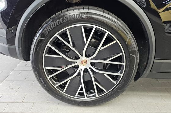 Porsche Macan Base 4 — пробег 11 835 км — фото 5 из 5