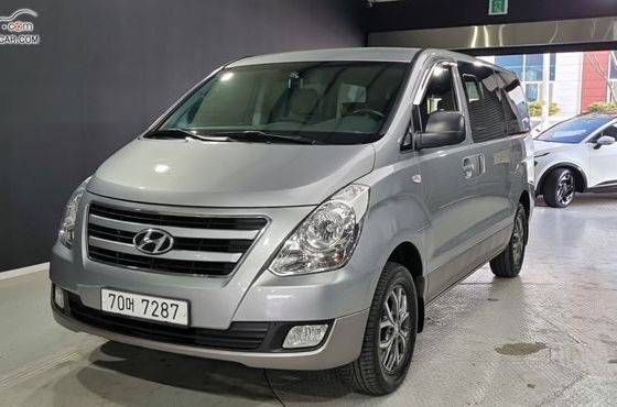 Hyundai Starex 4WD 11-Seater Wagon Modern Special — пробег 192 572 км — фото 1 из 5