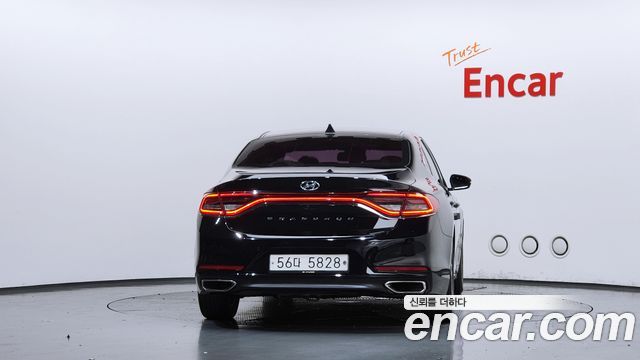 Hyundai Grandeur из Кореи Encar