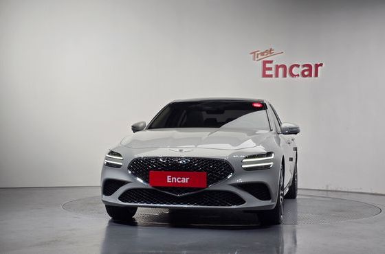 Genesis G70 Gasoline 2.5T 2WD — пробег 2 720 км — фото 3 из 5