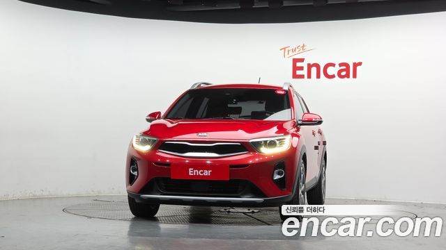 Kia Stonic из Кореи Encar