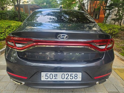 Hyundai Grandeur 2.4 Premium — пробег 125 410 км — фото 5 из 5