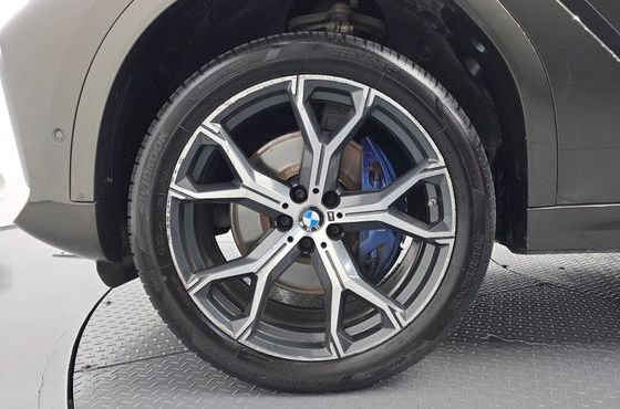 BMW X6 xDrive40i M Sport — пробег 122 077 км — фото 5 из 5