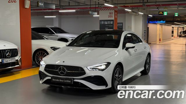 Mercedes-Benz CLA-Class CLA250 4MATIC — пробег 9 461 км — фото 1 из 5
