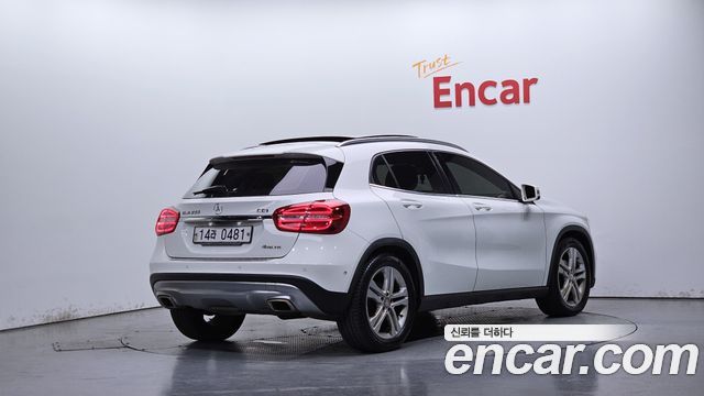 Mercedes-Benz GLA-Class из Кореи Encar