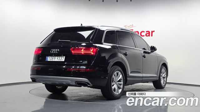 Audi Q7 из Кореи Encar