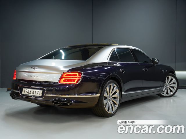Bentley Flying Spur 4.0 — пробег 24 685 км — фото 3 из 5