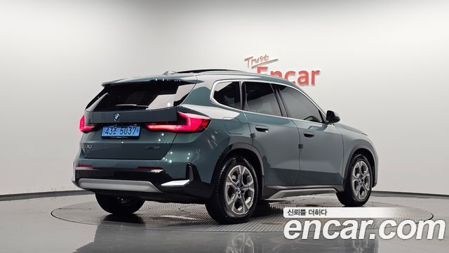 BMW iX1 из Кореи Encar
