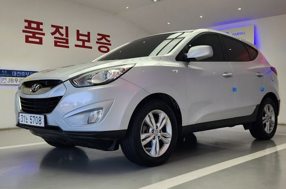 Hyundai Tucson Diesel 2WD X20 Luxury — пробег 137 000 км — фото 3 из 5