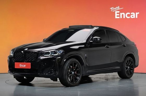 BMW X4 xDrive20i M Sports Pro — пробег 5 693 км — фото 1 из 5