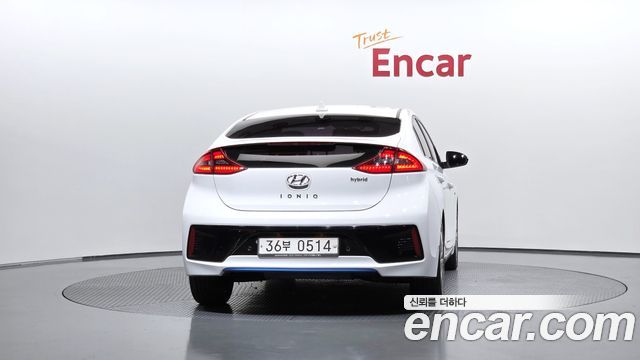 Hyundai Ioniq из Кореи Encar