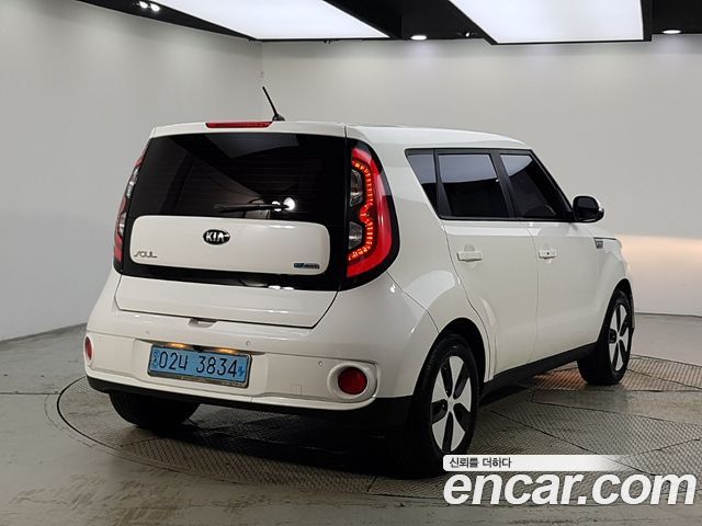 Kia Soul EV — пробег 149 030 км — фото 4 из 5