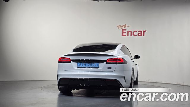 Tesla Model S Plaid — пробег 583 км — фото 4 из 5