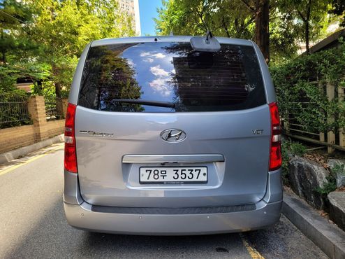 Hyundai Starex 12-Seater Wagon Smart — пробег 125 694 км — фото 5 из 5