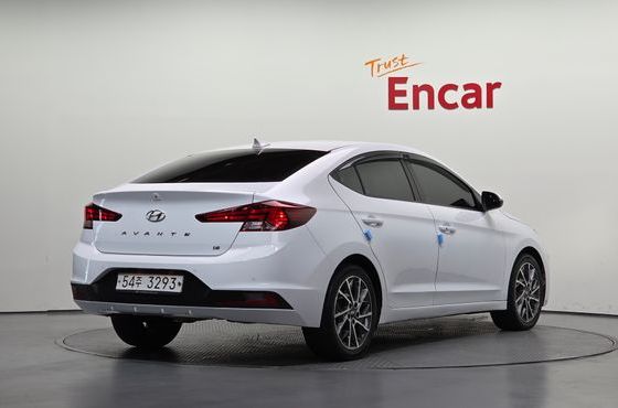 Hyundai AVANTE 1.6 Style — пробег 90 140 км — фото 2 из 5