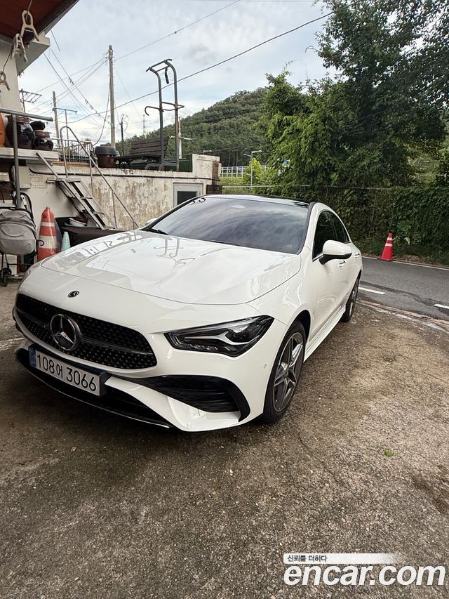 Mercedes-Benz CLA-Class CLA250 4MATIC — пробег 11 800 км — фото 1 из 5