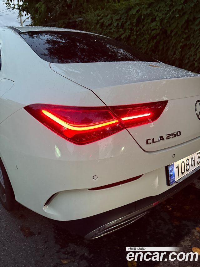 Mercedes-Benz CLA-Class CLA250 4MATIC — пробег 11 800 км — фото 4 из 5