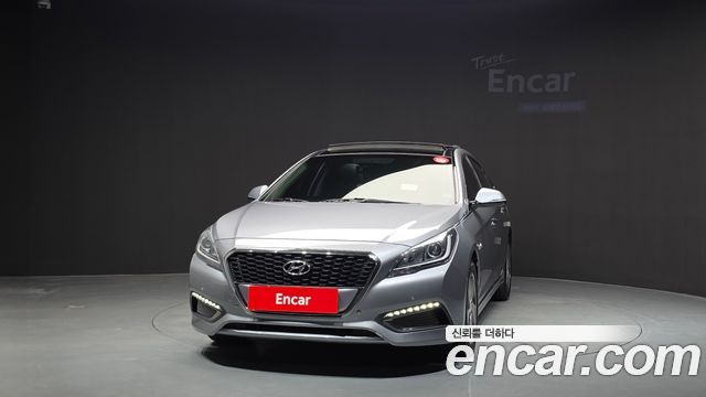 Hyundai Sonata 2.0 HEV Premium — пробег 175 237 км — фото 3 из 5