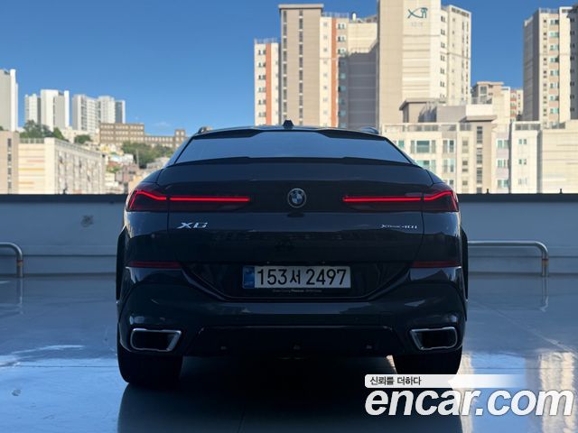 BMW X6 xDrive40i M Sport — пробег 9 440 км — фото 4 из 5