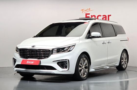 Kia Carnival 9-Seater Noblesse Special — пробег 86 299 км — фото 1 из 5