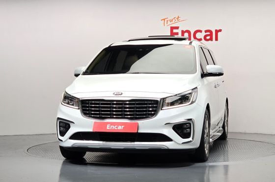 Kia Carnival 9-Seater Noblesse Special — пробег 86 299 км — фото 3 из 5