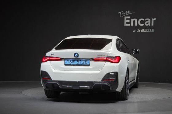BMW i4 eDrive40 M Sports Pro — пробег 55 581 км — фото 4 из 5