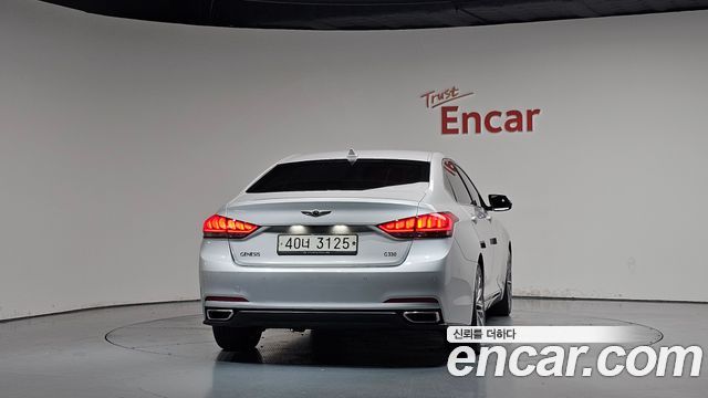 Hyundai Genesis из Кореи Encar
