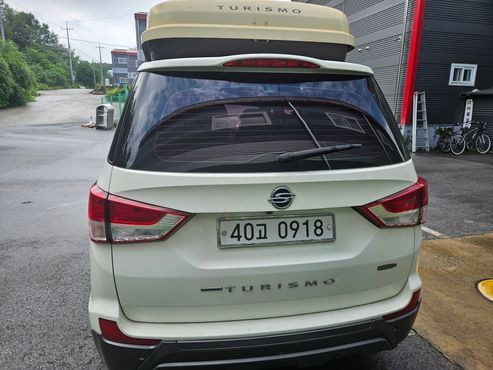 Ssangyong KORANDO 4WD TX 9-seater — пробег 183 000 км — фото 2 из 5