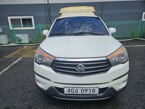 Ssangyong KORANDO 4WD TX 9-seater — пробег 183 000 км — фото 3 из 5