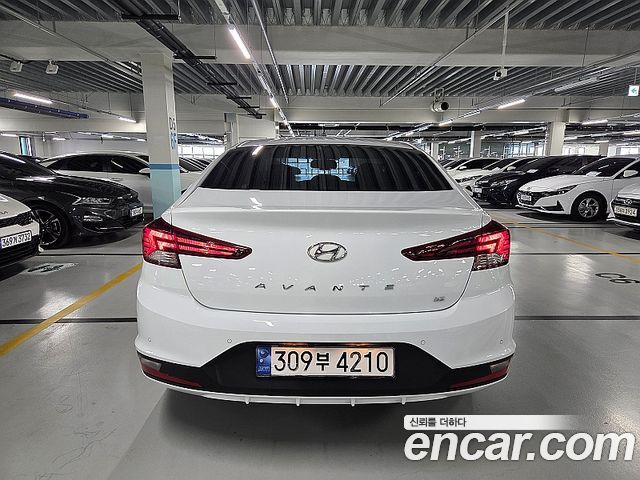 Hyundai AVANTE 1.6 Smart — пробег 57 809 км — фото 5 из 5
