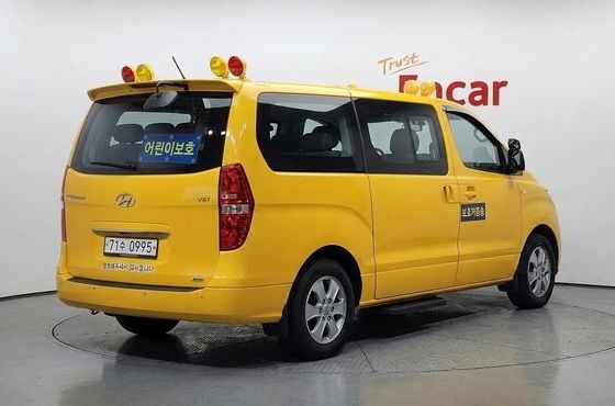 Hyundai Starex 4WD School Bus — пробег 95 639 км — фото 2 из 5