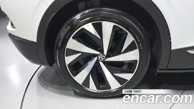 Volkswagen ID.4 Pro — пробег 54 617 км — фото 5 из 5