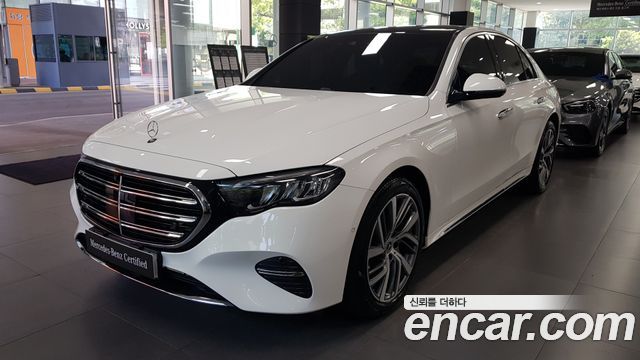 Mercedes-Benz E-Class E220d 4MATIC Exclusive — пробег 23 596 км — фото 1 из 5