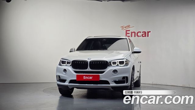 BMW X5 xDrive 40e iPerformance — пробег 132 811 км — фото 3 из 5