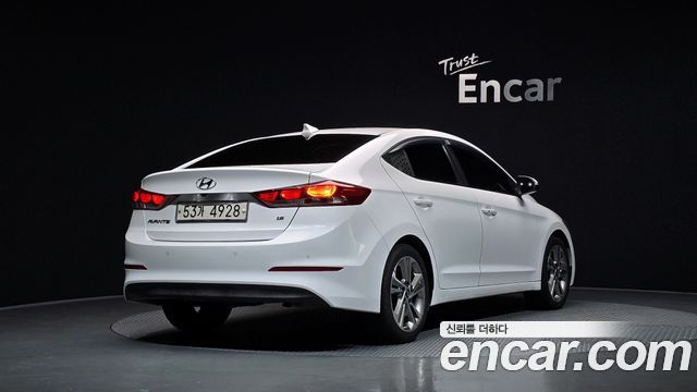 Hyundai AVANTE из Кореи Encar