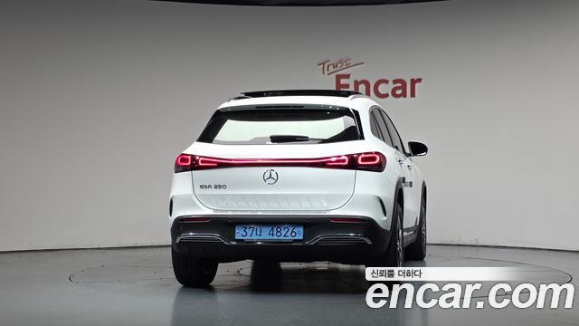 Mercedes-Benz EQA из Кореи Encar