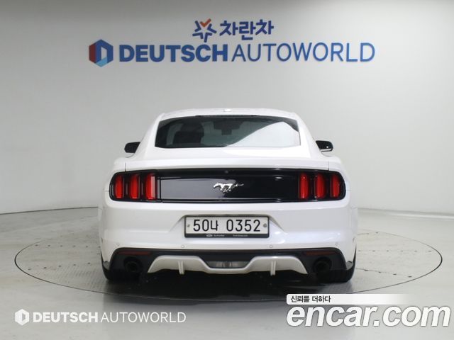 Ford Mustang Coupe — пробег 103 776 км — фото 5 из 5