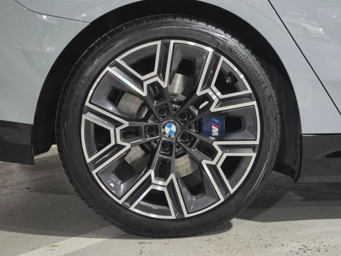 BMW 5-Series 530e xDrive M Sport — пробег 11 419 км — фото 5 из 5