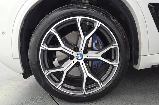 BMW X5 xDrive 40i M Sport — пробег 24 228 км — фото 5 из 5