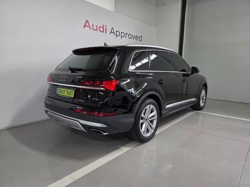 Audi Q7 55 TFSI Quattro — пробег 1 437 км — фото 2 из 5